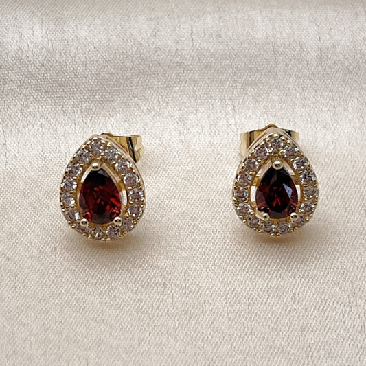 Oro Laminado Stud Earring, Gold Filled Style Teardrop and Cluster Design, with Garnet and White Cubic Zirconia, Polished, Golden Finish