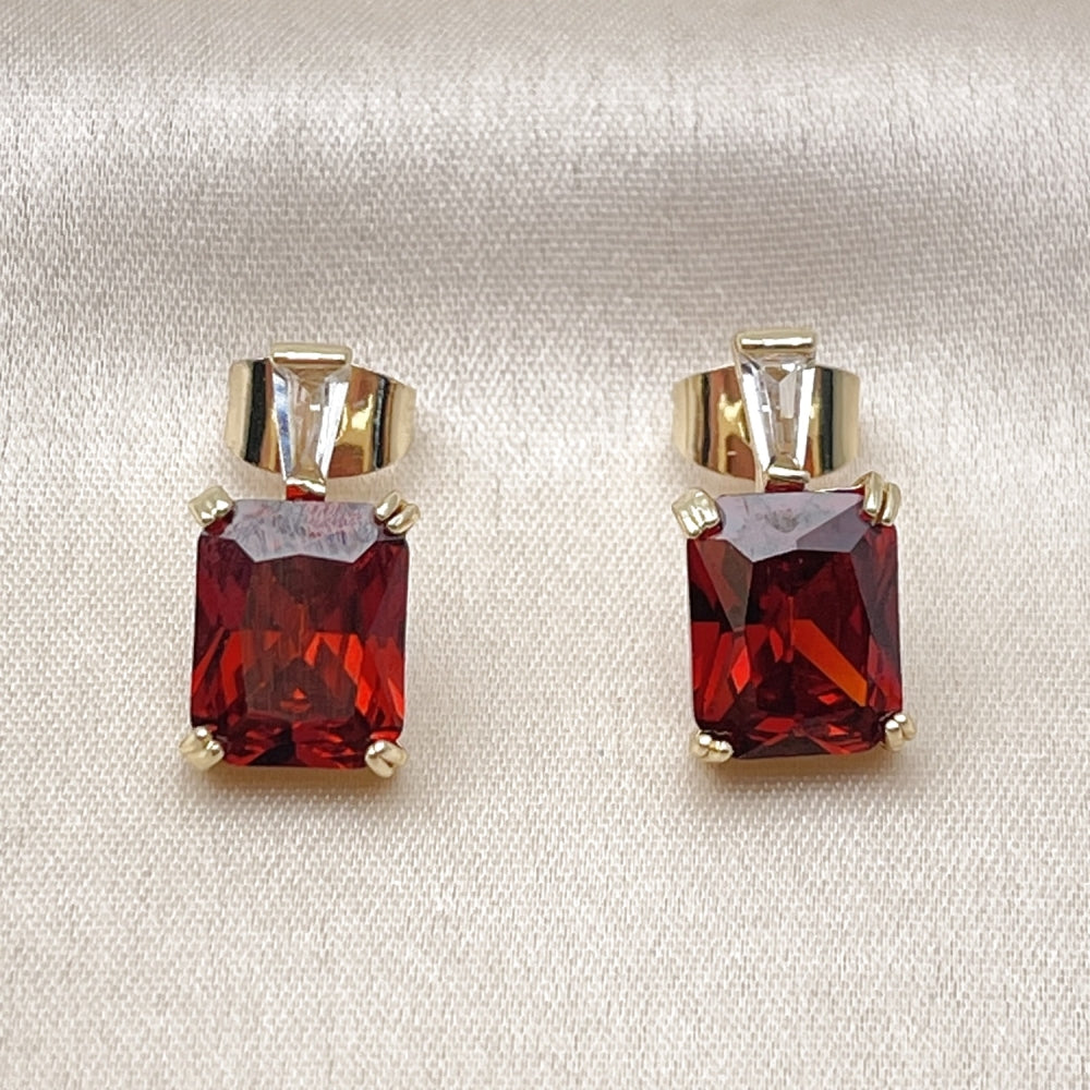 Oro Laminado Stud Earring, Gold Filled Style Baguette Design, with Garnet and White Cubic Zirconia, Polished, Golden Finish