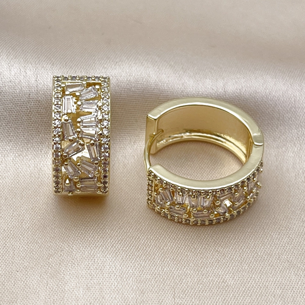 Oro Laminado Huggie Hoop, Gold Filled Style Baguette Design, with White Cubic Zirconia, Polished, Golden Finish