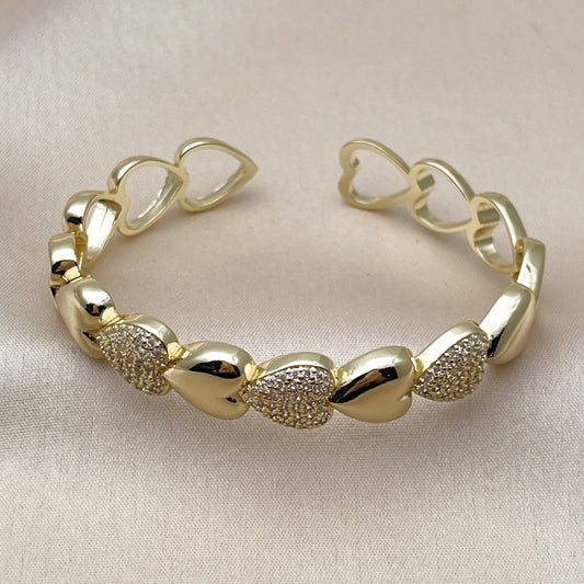 Oro Laminado Individual Bangle, Gold Filled Style Heart Design, with White Micro Pave, Polished, Tricolor
