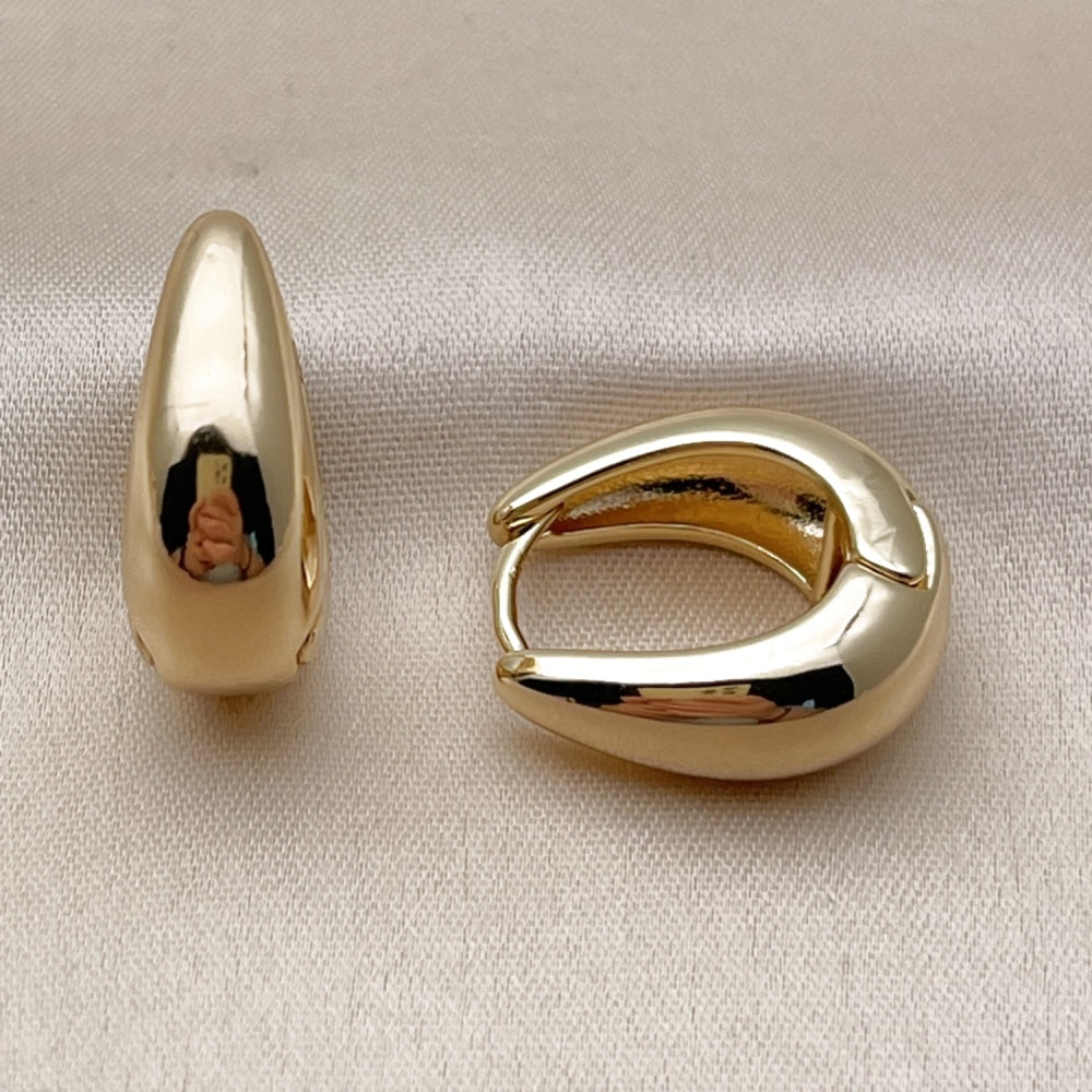 Oro Laminado Huggie Hoop, Gold Filled Style Teardrop Design, Polished, Golden Finish