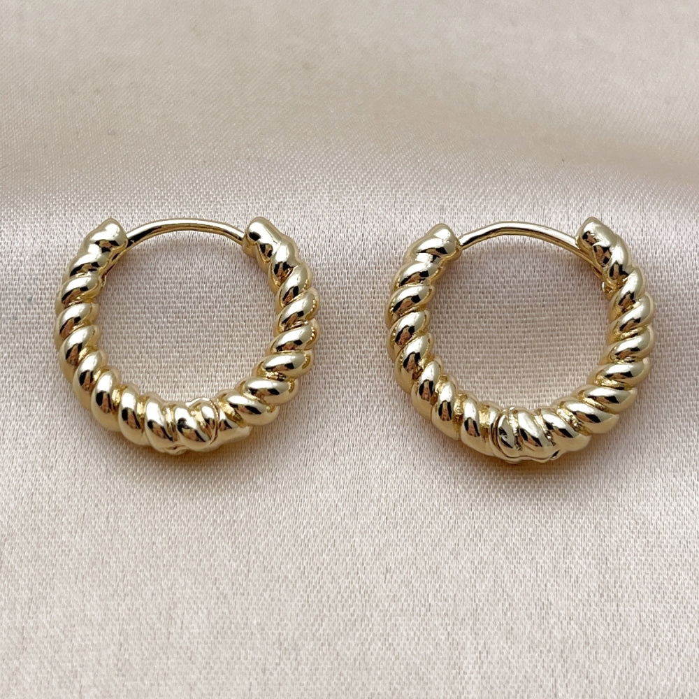 Oro Laminado Huggie Hoop, Gold Filled Style Twist Design, Polished, Golden Finish