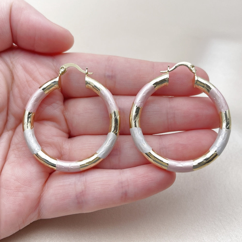Oro Laminado Medium Hoop, Gold Filled Style Hollow Design, Diamond Cutting Finish, Tricolor