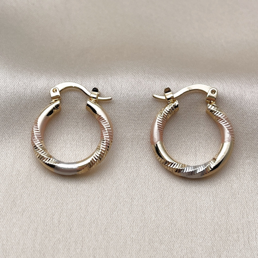 Oro Laminado Small Hoop, Gold Filled Style Diamond Cutting Finish, Tricolor