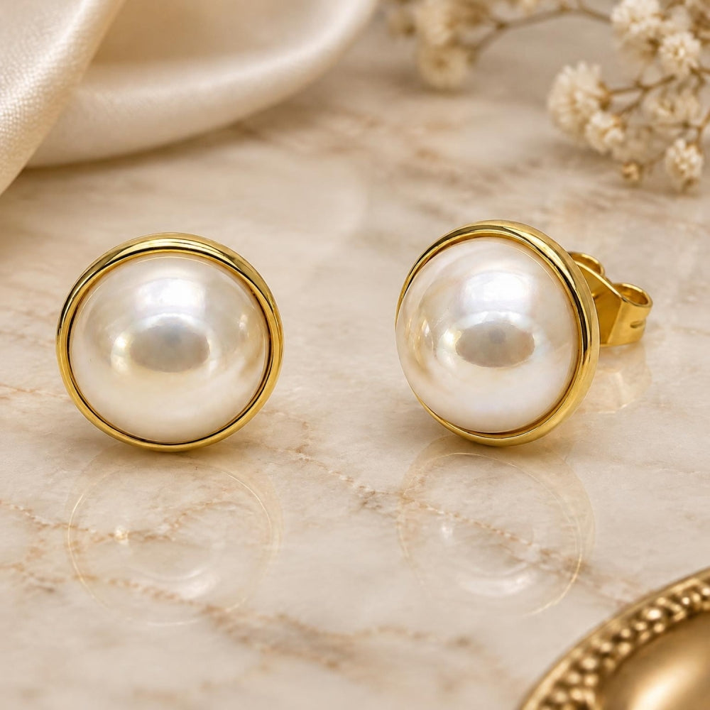 Oro Laminado Stud Earring, Gold Filled Style Ball Design, with Ivory Mother of Pearl, Polished, Golden Finish