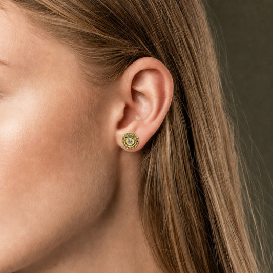 Oro Laminado Stud Earring, Gold Filled Style Cluster Design, with Green Cubic Zirconia and White Micro Pave, Polished, Golden Finish