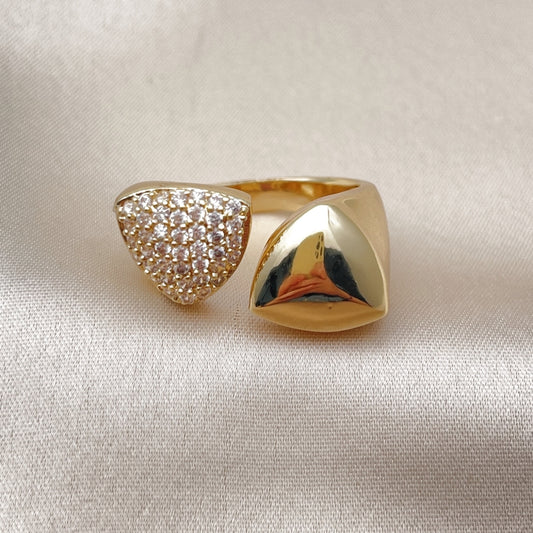 Oro Laminado Multi Stone Ring, Gold Filled Style with White Cubic Zirconia, Polished, Golden Finish