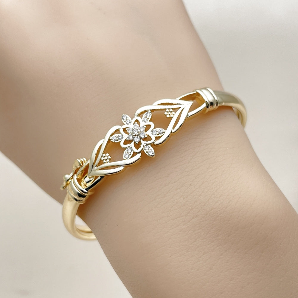 Oro Laminado Individual Bangle, Gold Filled Style Flower Design, with White Cubic Zirconia, Polished, Golden Finish