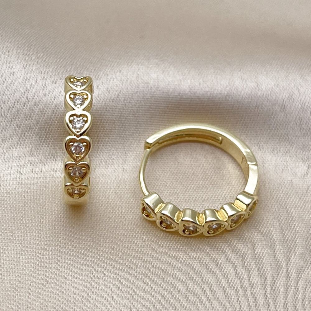 Oro Laminado Huggie Hoop, Gold Filled Style Heart Design, with White Cubic Zirconia, Polished, Golden Finish