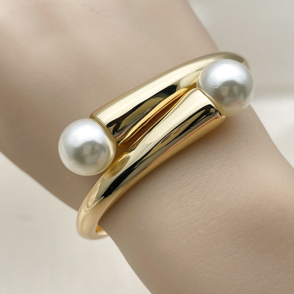 Oro Laminado Individual Bangle, Gold Filled Style Ball Design, with Ivory Pearl, Polished, Golden Finish