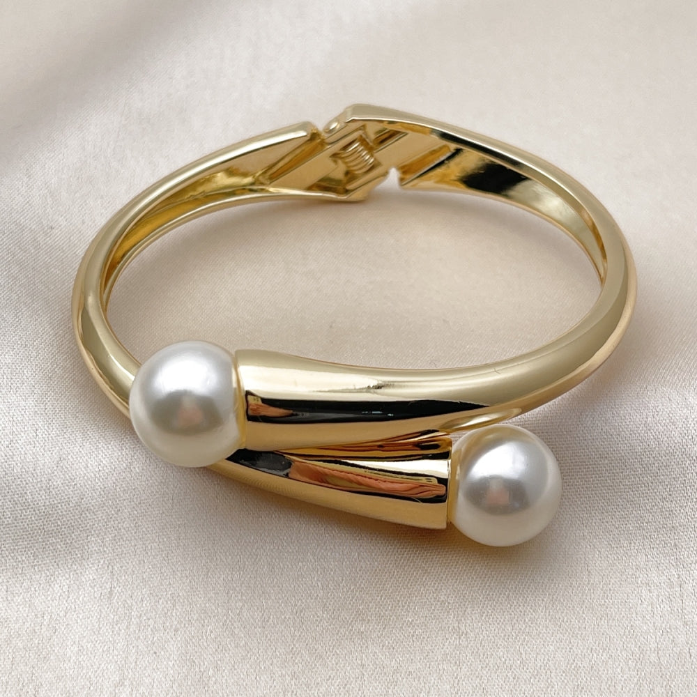 Oro Laminado Individual Bangle, Gold Filled Style Ball Design, with Ivory Pearl, Polished, Golden Finish