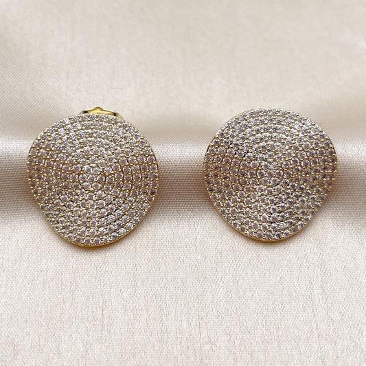 Oro Laminado Stud Earring, Gold Filled Style with White Cubic Zirconia, Polished, Golden Finish