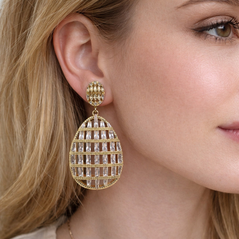 Oro Laminado Dangle Earring, Gold Filled Style Baguette Design, with White Cubic Zirconia, Polished, Golden Finish