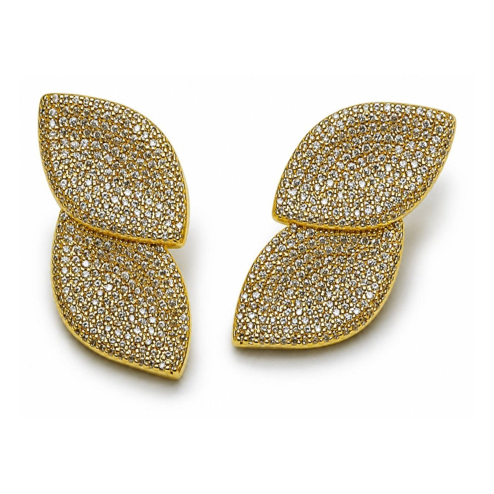 Oro Laminado Stud Earring, Gold Filled Style Leaf Design, with White Cubic Zirconia, Polished, Golden Finish