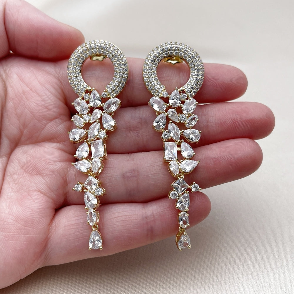 Oro Laminado Long Earring, Gold Filled Style with White Cubic Zirconia, Polished, Golden Finish