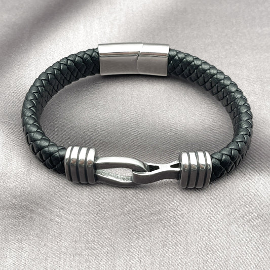 Stainless Steel Fancy Bracelet, Belt Buckle Design, Black Leather Finish, Steel Finish