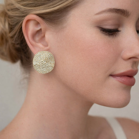 Oro Laminado Stud Earring, Gold Filled Style with White Cubic Zirconia, Polished, Golden Finish