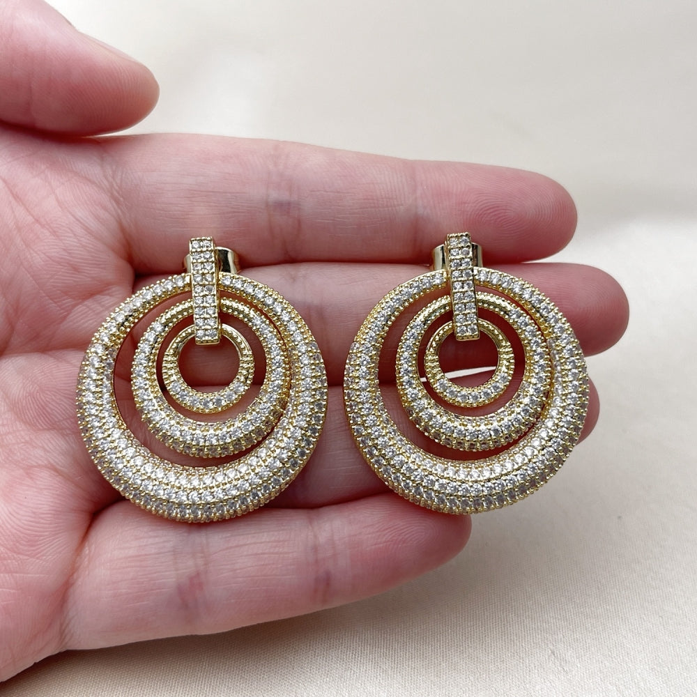 Oro Laminado Stud Earring, Gold Filled Style with White Cubic Zirconia, Polished, Golden Finish