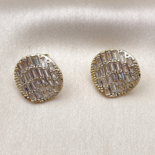 Oro Laminado Stud Earring, Gold Filled Style Baguette Design, with White Cubic Zirconia, Polished, Golden Finish