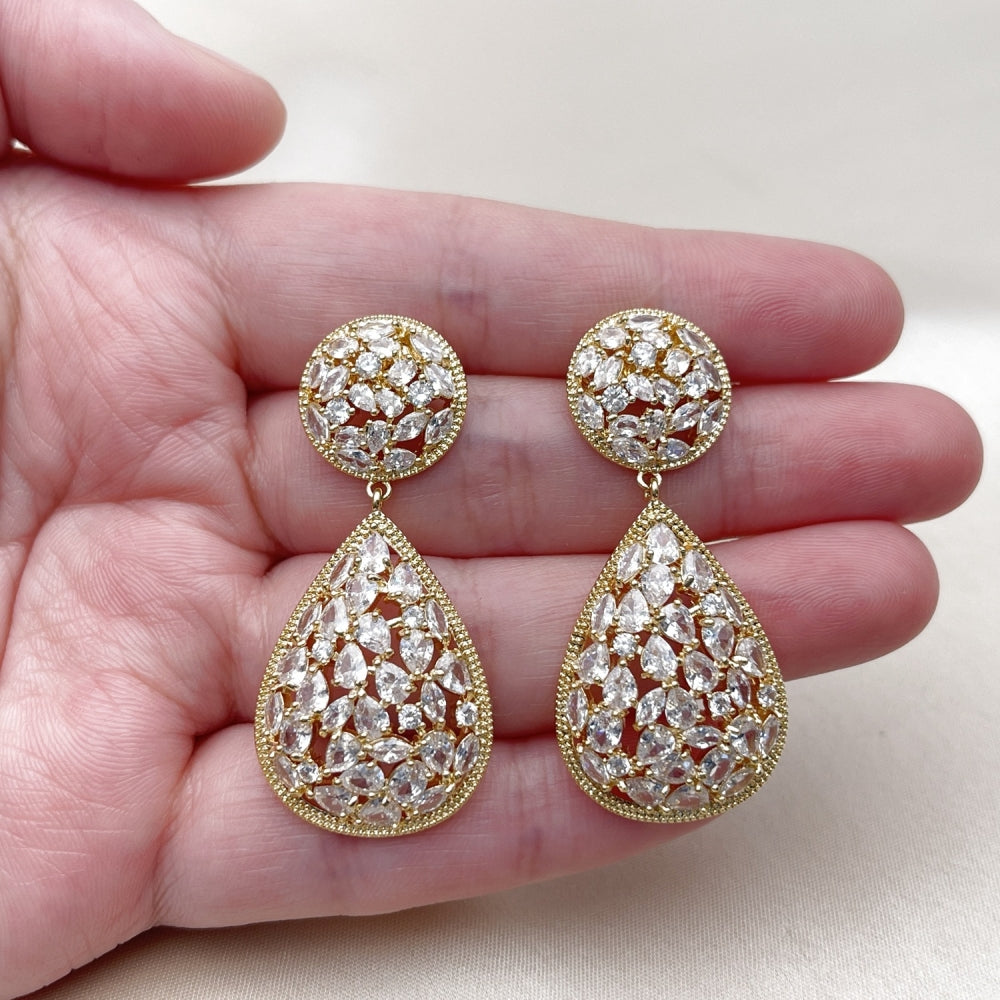 Oro Laminado Long Earring, Gold Filled Style Teardrop Design, with White Cubic Zirconia, Polished, Golden Finish