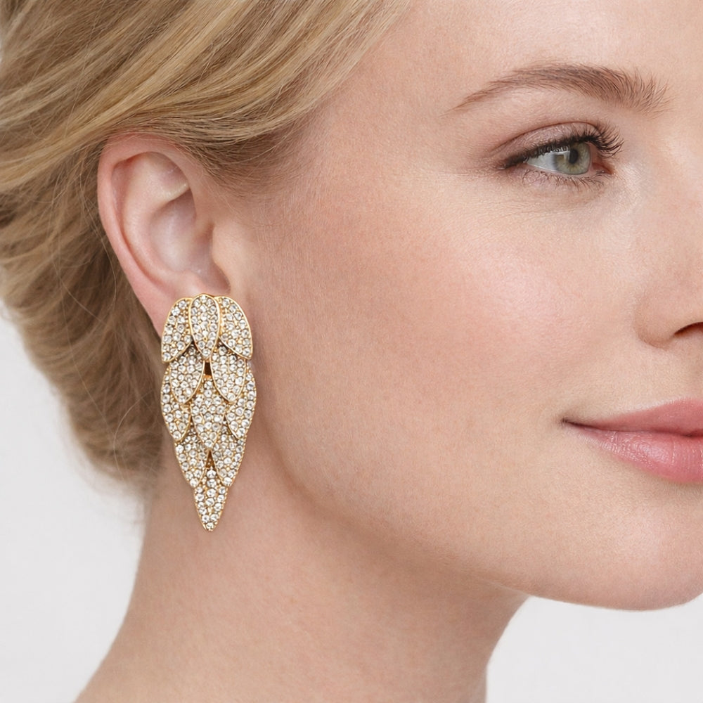Oro Laminado Chandelier Earring, Gold Filled Style Leaf Design, with White Cubic Zirconia, Polished, Golden Finish