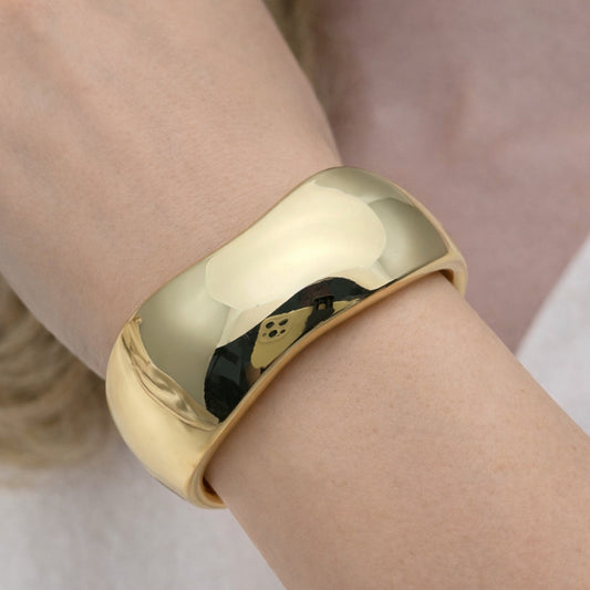 Oro Laminado Individual Bangle, Gold Filled Style Polished, Golden Finish