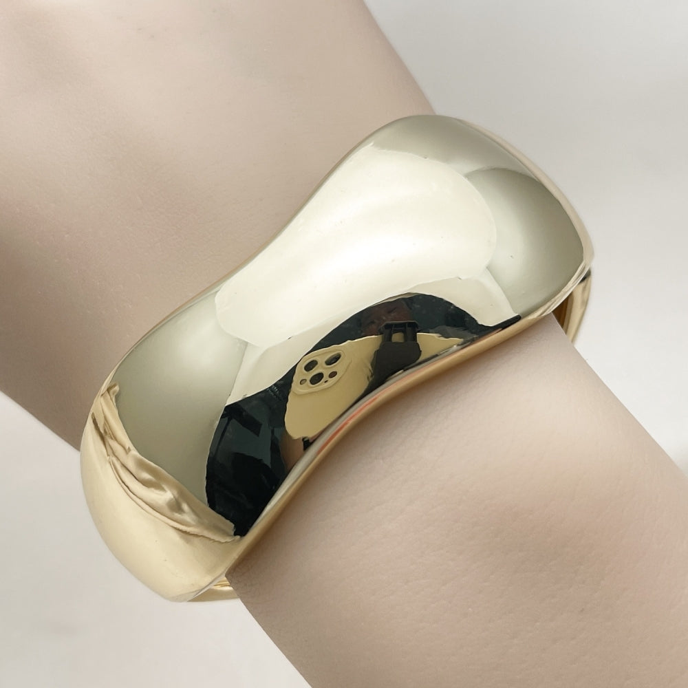 Oro Laminado Individual Bangle, Gold Filled Style Polished, Golden Finish