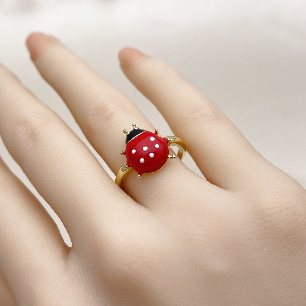 Oro Laminado Elegant Ring, Gold Filled Style Ladybug Design, Red Enamel Finish, Golden Finish