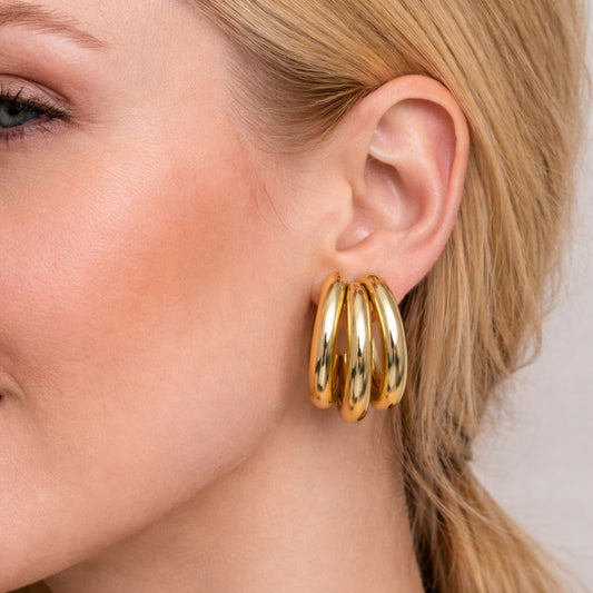 Oro Laminado Small Hoop, Gold Filled Style Hollow Design, Polished, Golden Finish