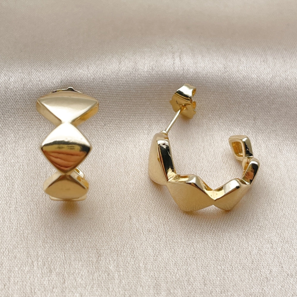 Oro Laminado Small Hoop, Gold Filled Style Polished, Golden Finish