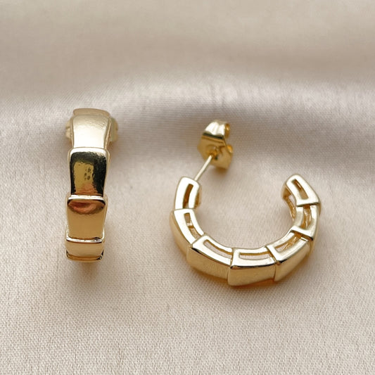 Oro Laminado Small Hoop, Gold Filled Style Snake Design, Polished, Golden Finish