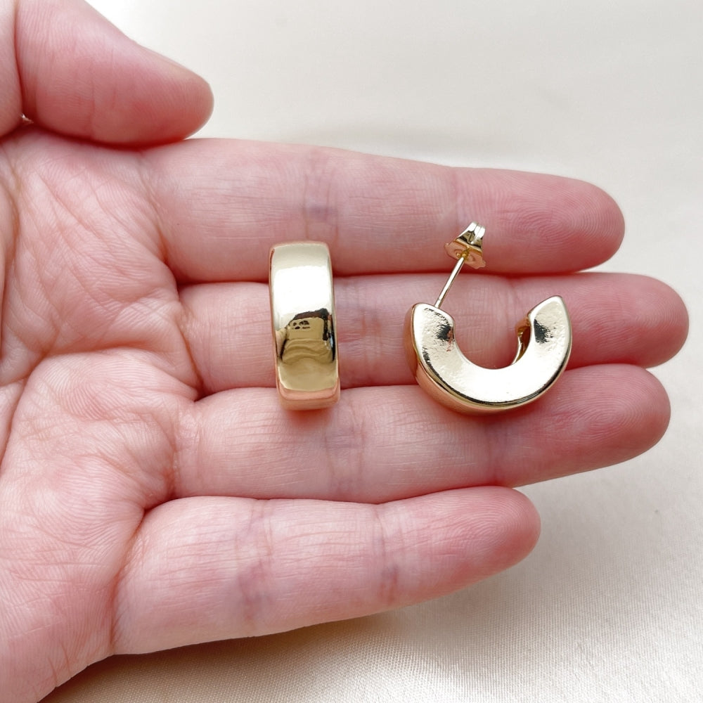 Oro Laminado Small Hoop, Gold Filled Style Polished, Golden Finish