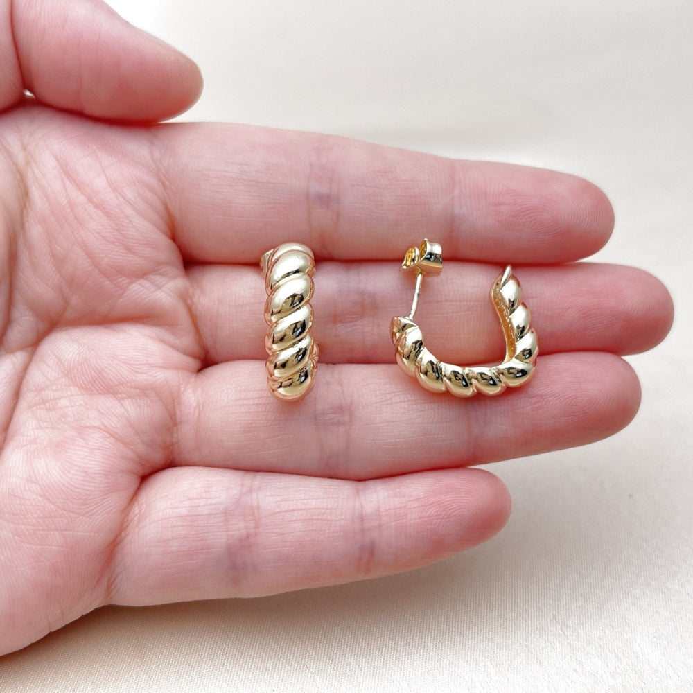 Oro Laminado Medium Hoop, Gold Filled Style Twist Design, Polished, Golden Finish