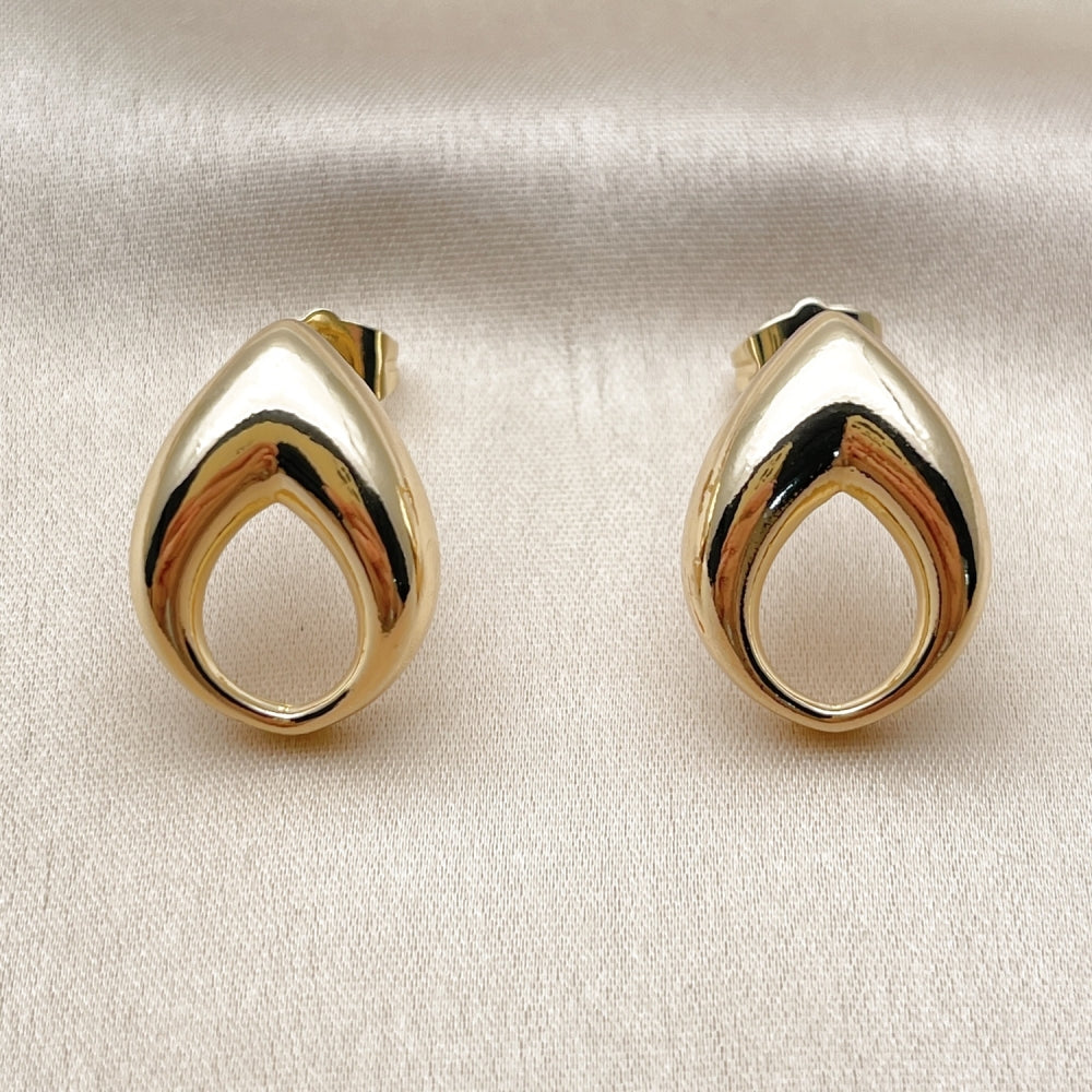 Oro Laminado Stud Earring, Gold Filled Style Four-leaf Clover Design, Polished, Golden Finish