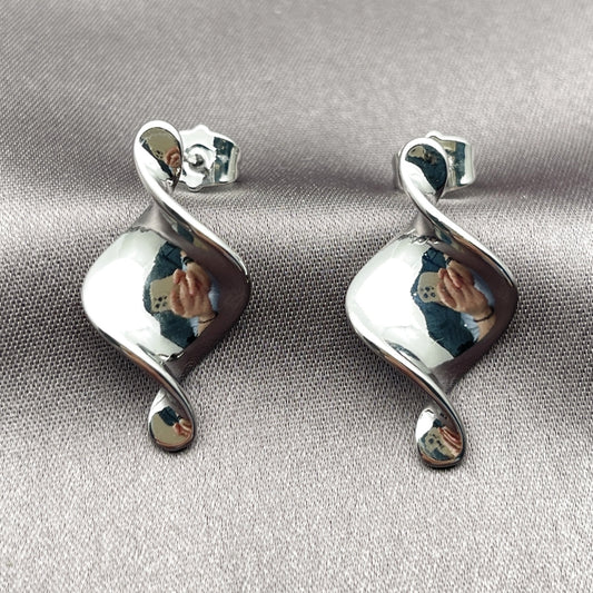 White Gold Filled Stud Earring, Twist Design, Polished, Rhodium Finish