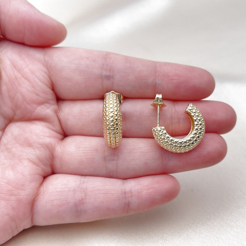 Oro Laminado Small Hoop, Gold Filled Style Polished, Golden Finish