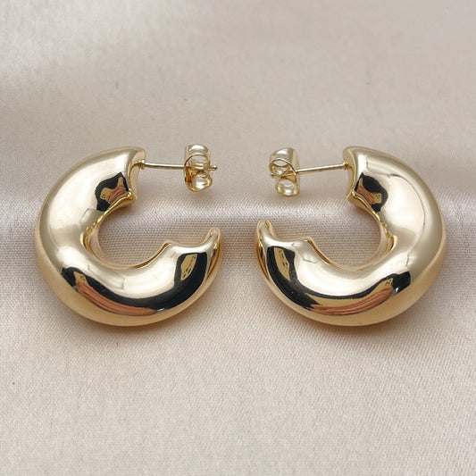 Oro Laminado Medium Hoop, Gold Filled Style Hollow Design, Polished, Golden Finish