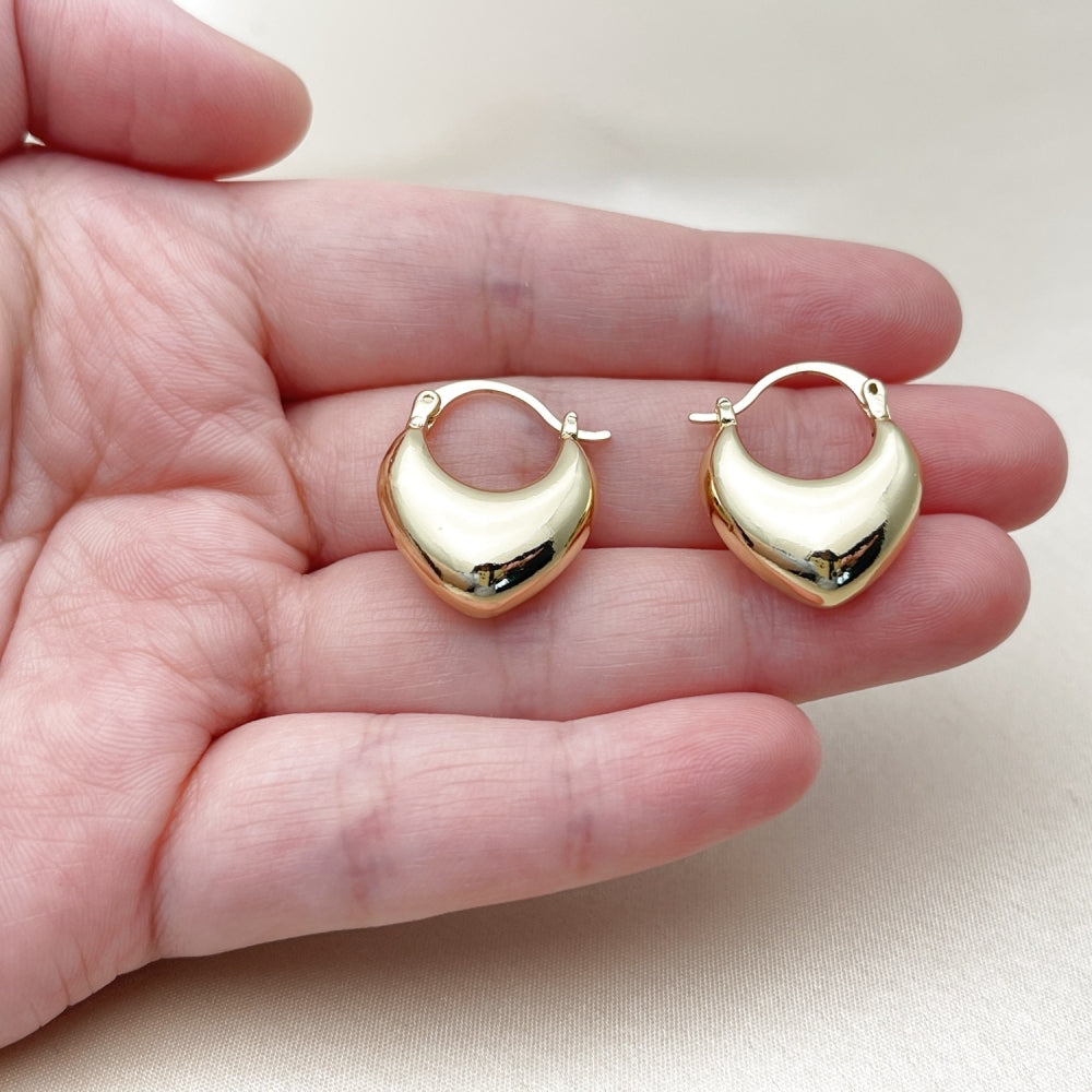 Oro Laminado Small Hoop, Gold Filled Style Heart Design, Polished, Golden Finish