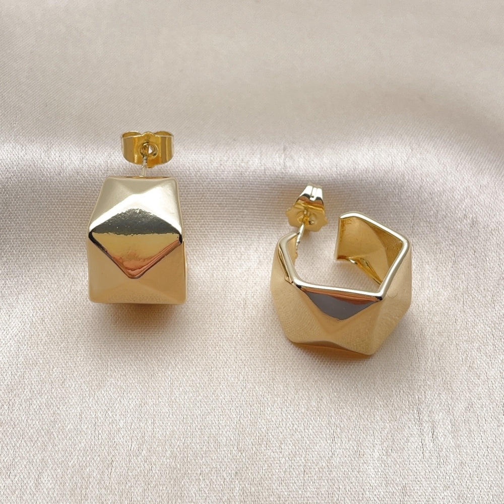 Oro Laminado Small Hoop, Gold Filled Style Polished, Golden Finish