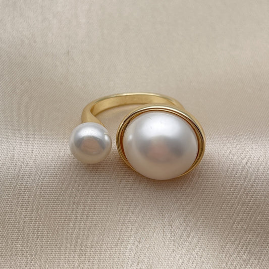 Oro Laminado Multi Stone Ring, Gold Filled Style Ball Design, with Ivory Pearl, Polished, Golden Finish