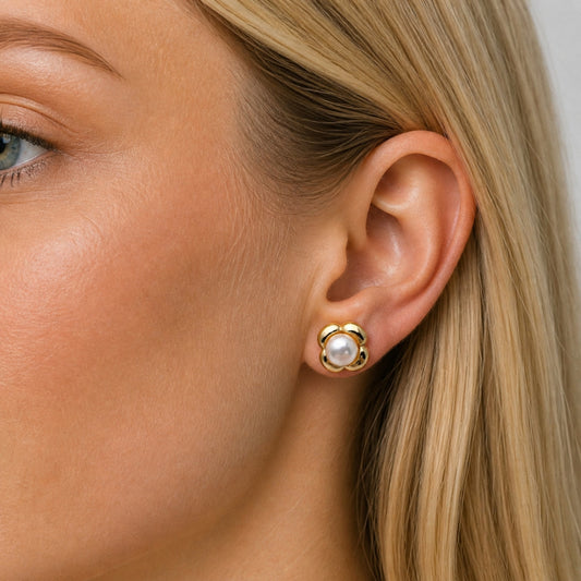 Oro Laminado Stud Earring, Gold Filled Style Four-leaf Clover and Ball Design, with Ivory Pearl, Polished, Golden Finish