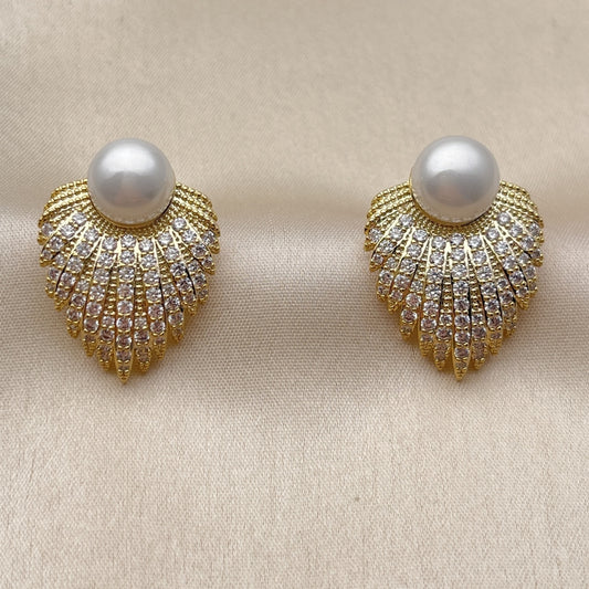 Oro Laminado Stud Earring, Gold Filled Style Flower and Ball Design, with Ivory Pearl and White Cubic Zirconia, Polished, Golden Finish