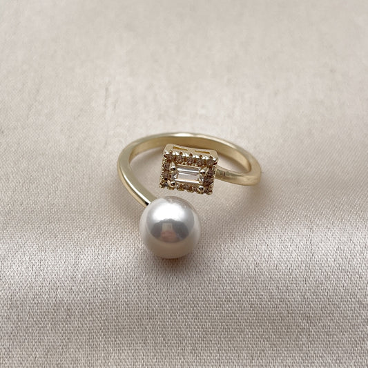 Oro Laminado Multi Stone Ring, Gold Filled Style Ball and Cluster Design, with Ivory Pearl and White Cubic Zirconia, Polished, Golden Finish