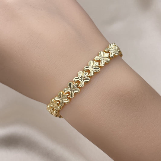 7" Gold Nugget Bracelet w/ Clover Leaf Design - Handmade With the Highest Craftsmanship - Gold Filled Style Bracelets 03.100.0067.07