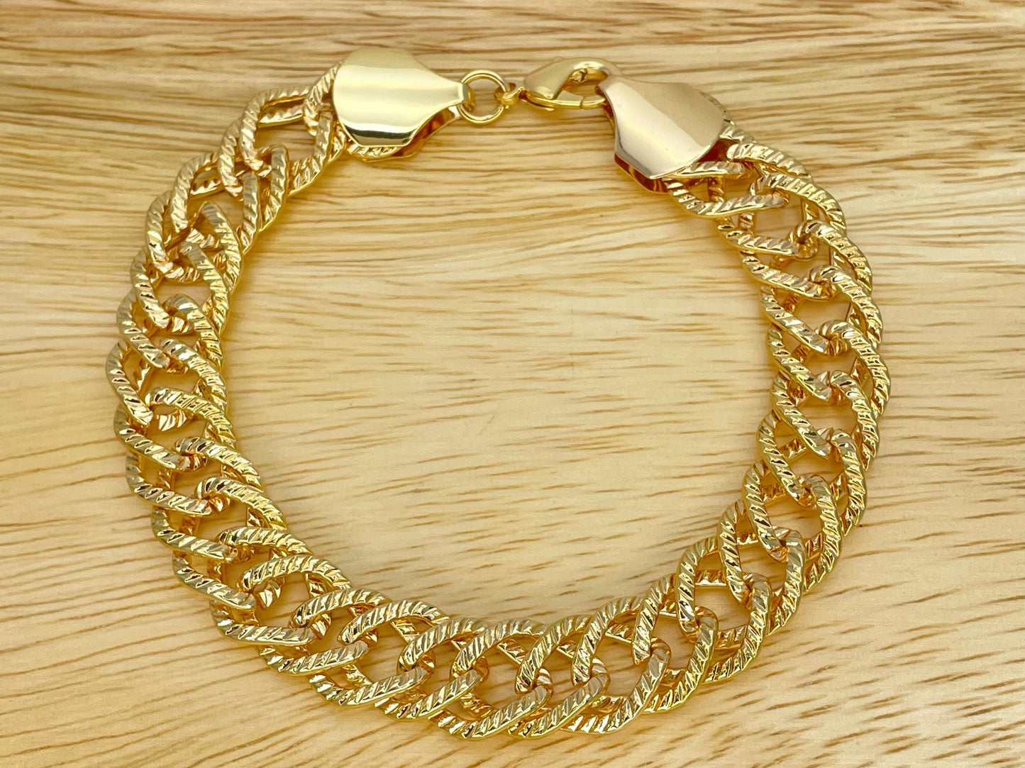 9MM Handmade Statement Double Link Gold Chain Bracelet, Gift Her, Gold Filled Statement Dainty but Chunky, Half Diamond Cut Chain Bracelet